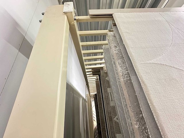 Presentatierek voor vloerkleden - afbeelding 2 van  5