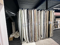 Presentatierek voor vloerkleden