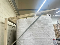 Presentatierek voor vloerkleden - afbeelding 2 van  5