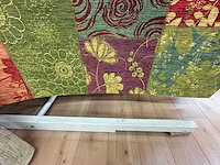 Presentatierek voor vloerkleden - afbeelding 2 van  6