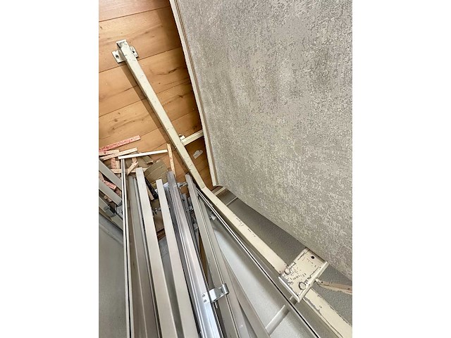 Presentatierek voor vloerkleden - afbeelding 4 van  6