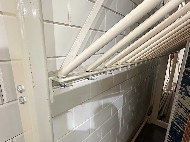 Presentatierek voor vloerkleden - afbeelding 2 van  4