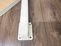 Presentatierek voor vloerkleden - afbeelding 3 van  4