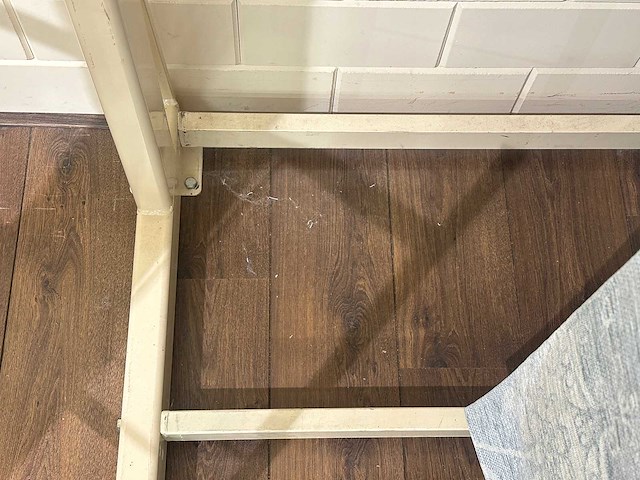 Presentatierek voor vloerkleden - afbeelding 4 van  4