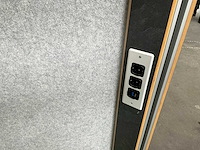 Presentatieruimte 600x300x240cm v.v. licht- stroomvoorziening - afbeelding 5 van  9