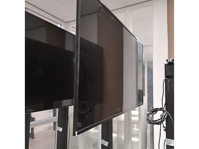 Presentatiescherm 65inch - afbeelding 1 van  2