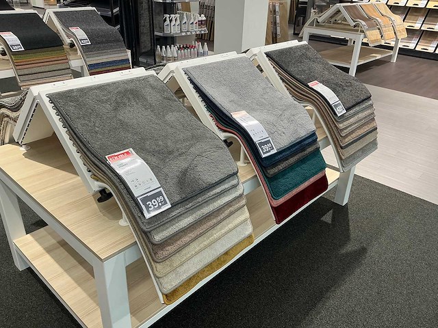 Presentatietafel met tapijt samples (4x) - afbeelding 3 van  13