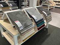 Presentatietafel met tapijt samples (4x) - afbeelding 3 van  13