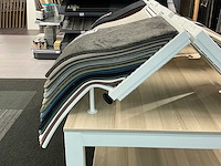 Presentatietafel met tapijt samples (4x) - afbeelding 8 van  13