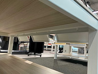 Presentatietafel met tapijt samples (4x) - afbeelding 10 van  13