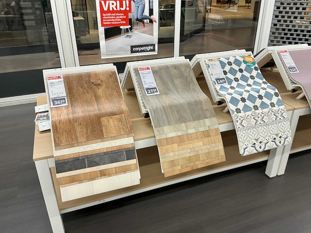 Presentatietafel met vinyl samples (2x) - afbeelding 4 van  7