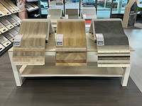 Presentatietafel met vinyl samples (2x) - afbeelding 2 van  9