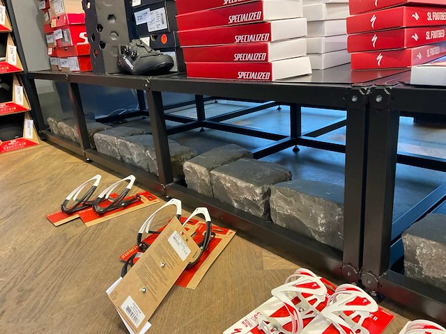 Presentatietafel - afbeelding 3 van  6