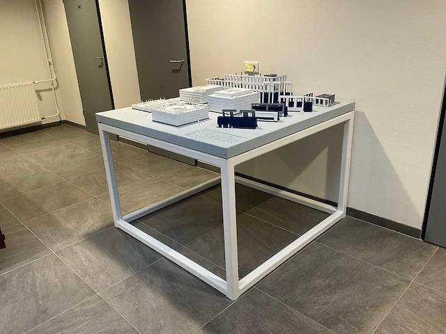 Presentatietafel - afbeelding 1 van  4