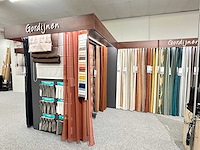 Presentatiewand 12 meter "gordijnen en raamdecoratie" - afbeelding 3 van  9