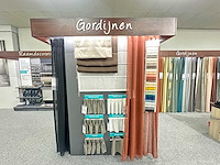 Presentatiewand 12 meter "gordijnen en raamdecoratie" - afbeelding 6 van  9