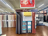 Presentatiewand 12 meter "gordijnen en raamdecoratie" - afbeelding 1 van  6