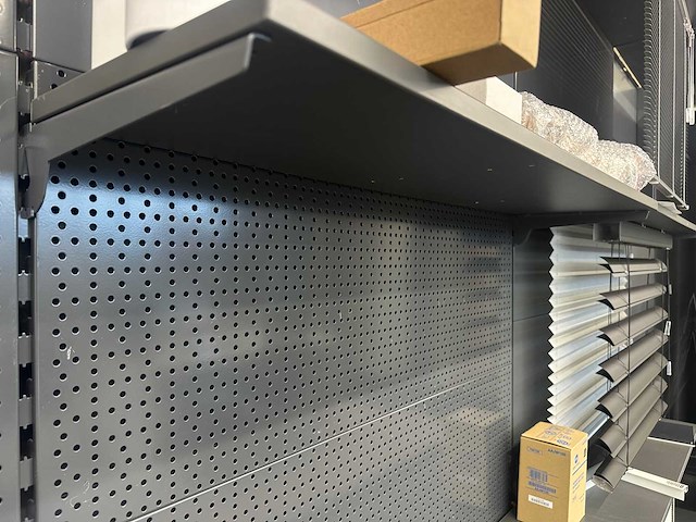 Presentatiewand 12 meter - afbeelding 4 van  6