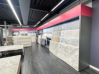 Presentatiewand 13 meter "vloerkleden"