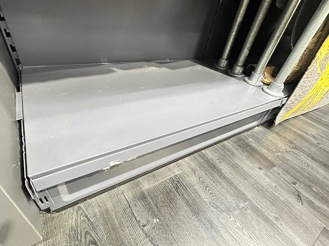 Presentatiewand 13 meter "vloerkleden" - afbeelding 5 van  7