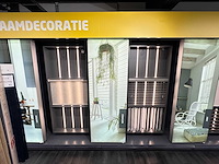 Presentatiewand 14 meter "gordijnen en raamdecoratie" - afbeelding 2 van  8