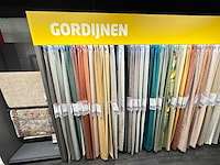 Presentatiewand 14 meter "gordijnen en raamdecoratie" - afbeelding 4 van  8