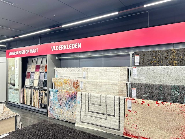 Presentatiewand 15 meter "vloerkleden" - afbeelding 3 van  7