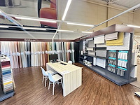 Presentatiewand 16 meter "gordijnen en raamdecoratie" - afbeelding 1 van  7