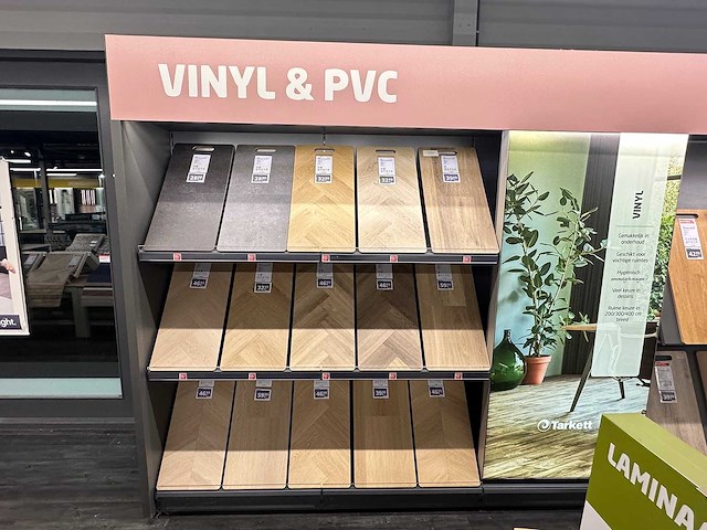 Presentatiewand 16 meter "vinyl & pvc" en "laminaat & parket" - afbeelding 3 van  6