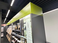 Presentatiewand 16 meter "vinyl & pvc" en "laminaat & parket" - afbeelding 6 van  6