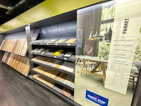 Presentatiewand 20 meter "vinyl & pvc" en "laminaat" - afbeelding 6 van  8