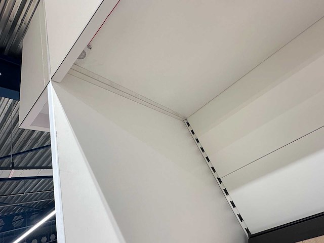 Presentatiewand 25 meter voorzien van led - afbeelding 2 van  11