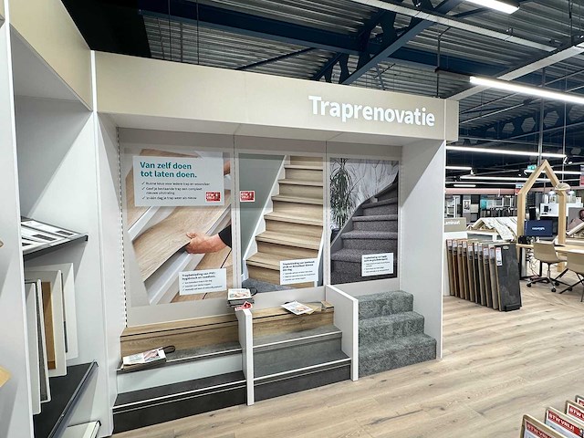 Presentatiewand 25 meter voorzien van led - afbeelding 8 van  11