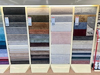 Presentatiewand tapijt en vinyl 12,32 meter - afbeelding 2 van  4