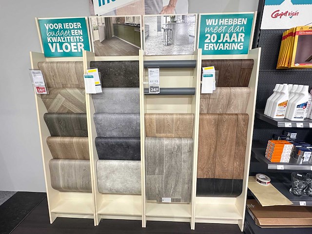 Presentatiewand tapijt en vinyl 7,84 meter - afbeelding 1 van  3