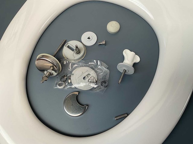 Pressalit toiletzitting - afbeelding 2 van  3