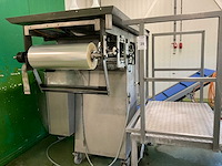 Prewa p250.15.002-elesco verpakkingsmachine met transportband en bordes - afbeelding 7 van  10