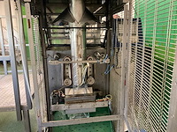 Prewa p250.15.002-elesco verpakkingsmachine met transportband en bordes