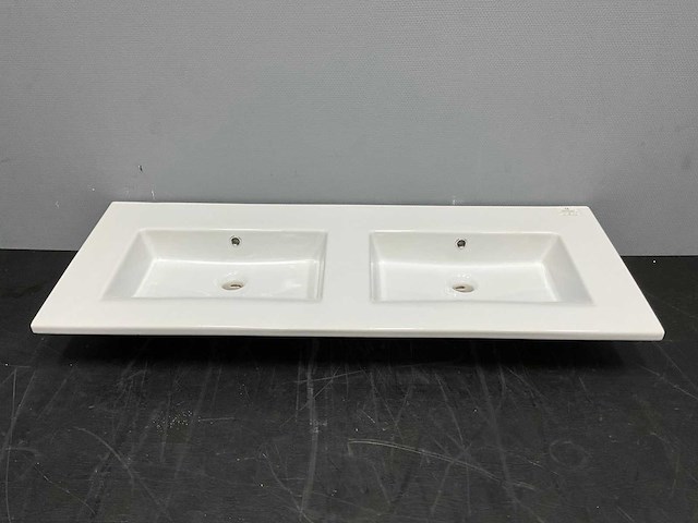 Primabad - wm1200 dzk0-112 - porselein wastafel 122 x 48 cm - afbeelding 1 van  5