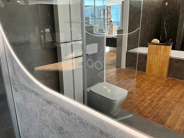 Primabad led spiegel verwarmbaar - afbeelding 2 van  3