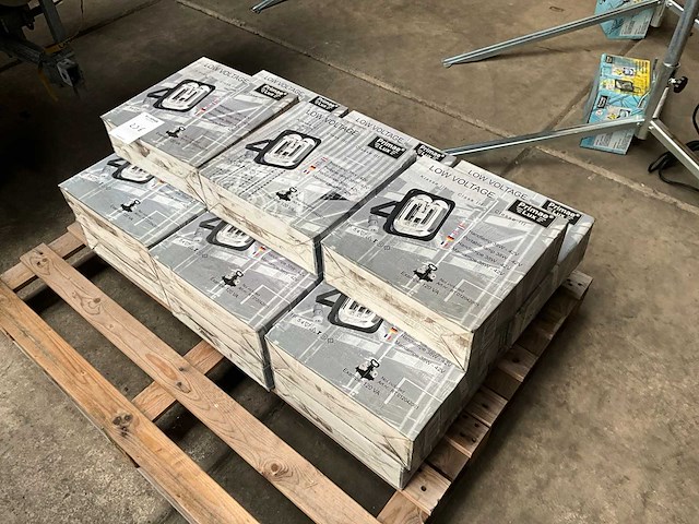 Primae lux 38w 42v bouwlamp (15x) - afbeelding 2 van  6