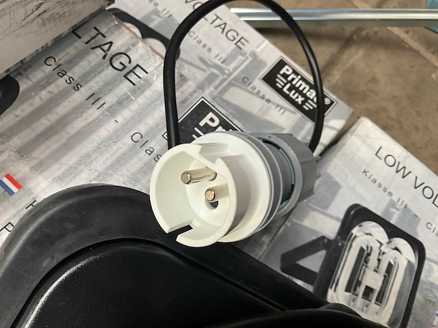 Primae lux 38w 42v bouwlamp (15x) - afbeelding 4 van  6