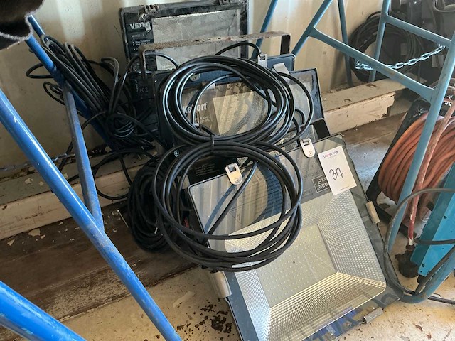 Primae lux ledm200w classic bouwlamp (4x) - afbeelding 2 van  2