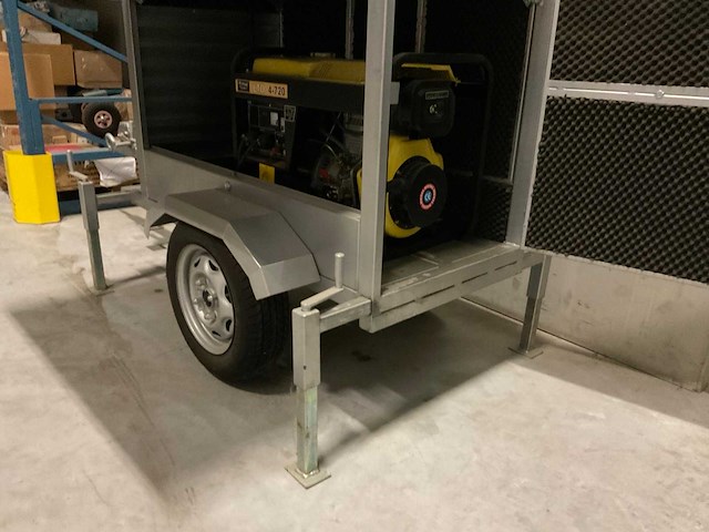 Primae lux ltd 4-720 mobiele lichtmast - afbeelding 4 van  13