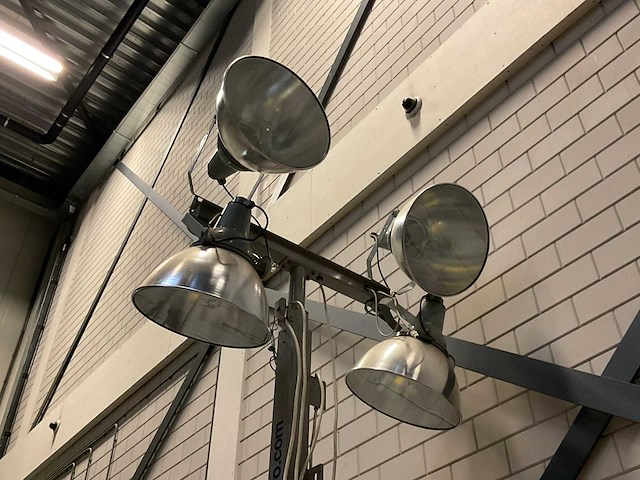 Primae lux ltda 4-1780 mobiele lichtmast - afbeelding 10 van  14