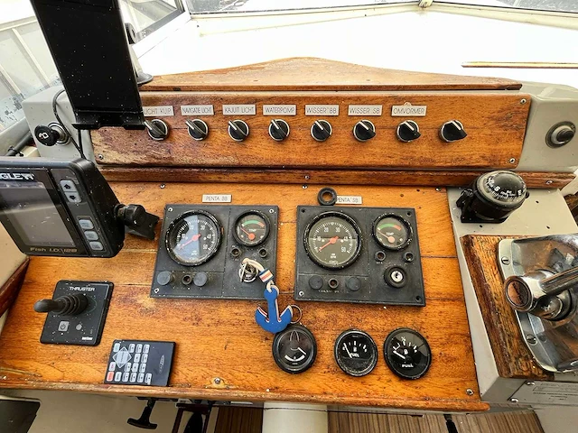 Princess 32, motorboot - afbeelding 22 van  31