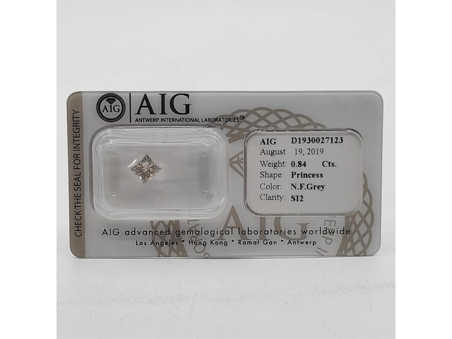 Princess geslepen diamant 0,84 karaats (si2) - afbeelding 1 van  8