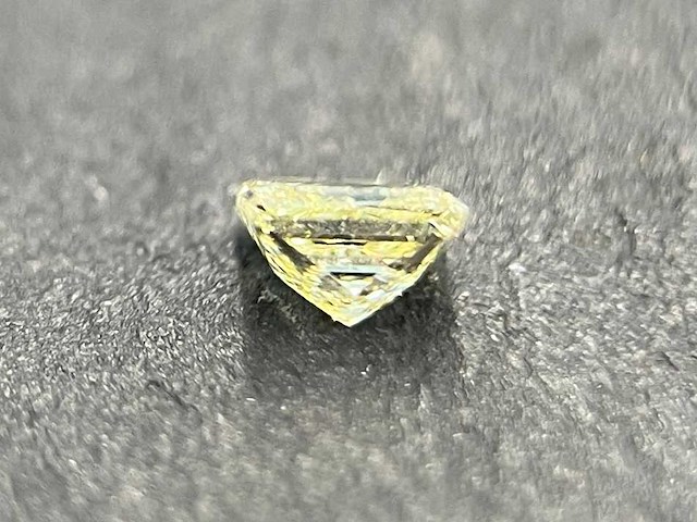 Prinses geslepen diamant 0.23 carat gecertificeerd - afbeelding 4 van  5