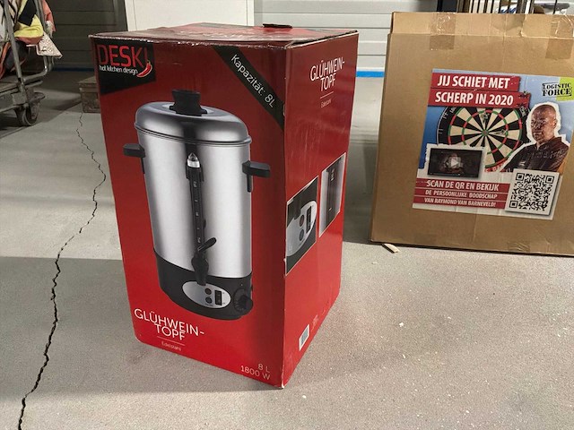 Printer, dartbord en gluhwein ketel - afbeelding 5 van  5