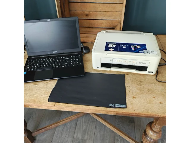 Printer en laptop, acer epson - afbeelding 1 van  4